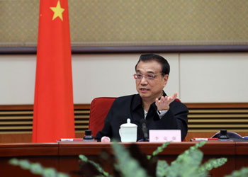 11月17日，中共中央政治局常委、国务院总理李克强在北京主持召开“十三五”《规划纲要》编制工作会议并作重要讲话。